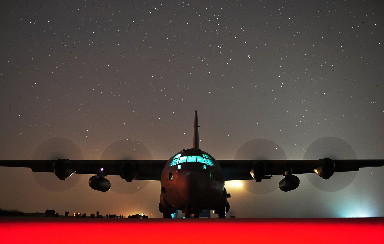 c-130j hercules, night, evening-165578.jpg